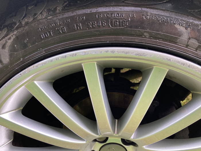 Scratched wheel on Audi TT quattro sport