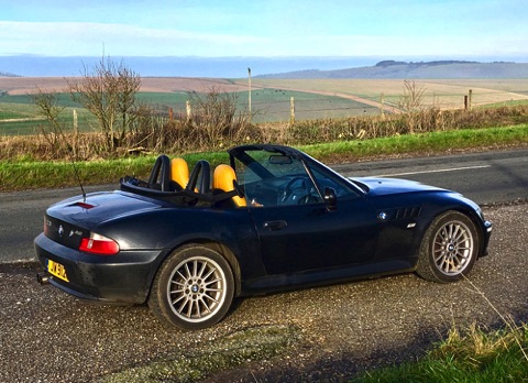 Photo of black BMW Z3 in Wiltshire countryside